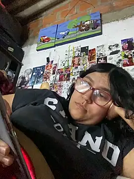 dafne19  online show from 11.25.25