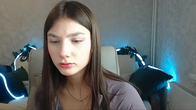 AnaHoney online show from 12.16.24