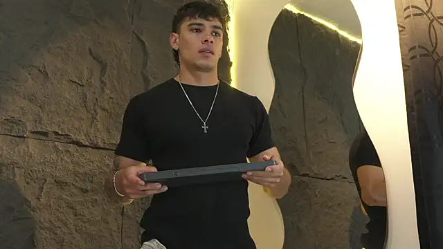 Snapshot of joseph_boy chatting on 03.06.26 joseph boy online show from 03.06.26