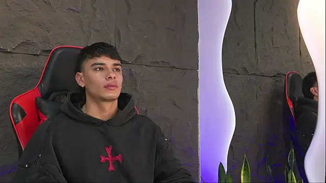 Snapshot of joseph_boy chatting on 03.26.26 joseph boy online show from 03.26.26