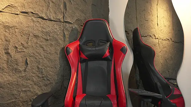 Snapshot of joseph_boy chatting on 04.08.26 joseph boy online show from 04.08.26