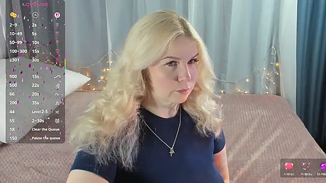 Snapshot of Tasty_booty chatting on 02.12.26 Tasty booty online show from 02.12.26