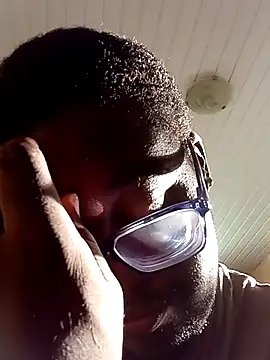 Snapshot of Jeanlaurent972 chatting on 10.18.25 Jeanlaurent972 online show from 10.18.25