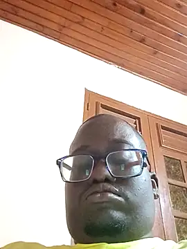 Snapshot of Jeanlaurent972 chatting on 11.15.25 Jeanlaurent972 online show from 11.15.25