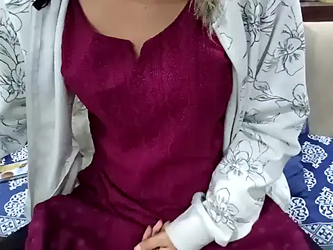 GoldnessAishu online show from 12.14.24