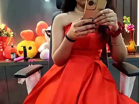 GoldnessAishu online show from 02.06.25