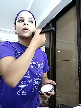 LadyAvalon online show from 11.20.25