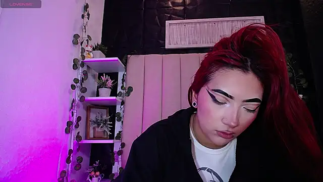 Mia Rinn online show from 02.12.25