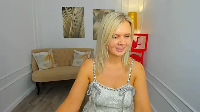 AgathaKlouin online show from 02.23.26