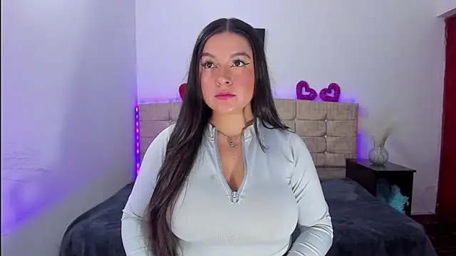 Alice Summer1 online show from 12.01.25