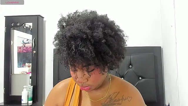 Natassha brown1 online show from 10.19.25