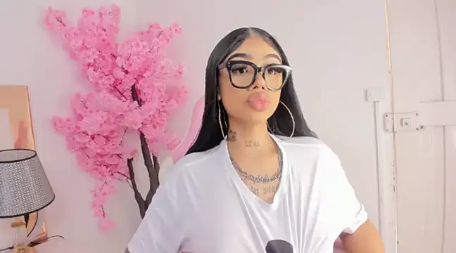 Mia Jansen online show from 01.25.25