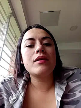 Lesly 10- online show from 03.19.25