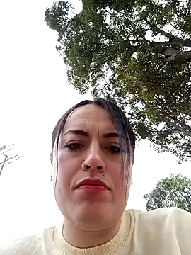 Lesly 10- online show from 03.21.25