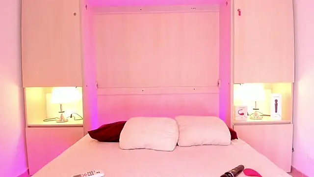 EmilyyStuart online show from 03.06.25