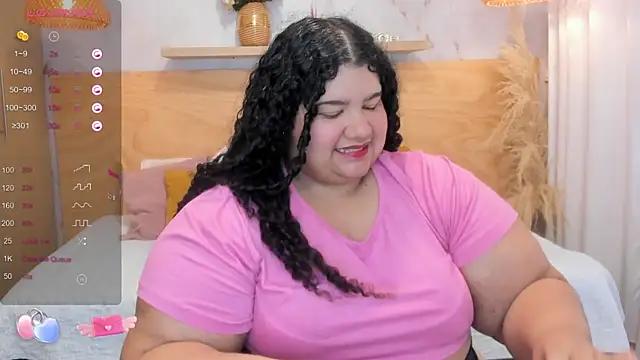 Snapshot of Miley_Collins chatting on 11.22.25 Miley Collins online show from 11.22.25