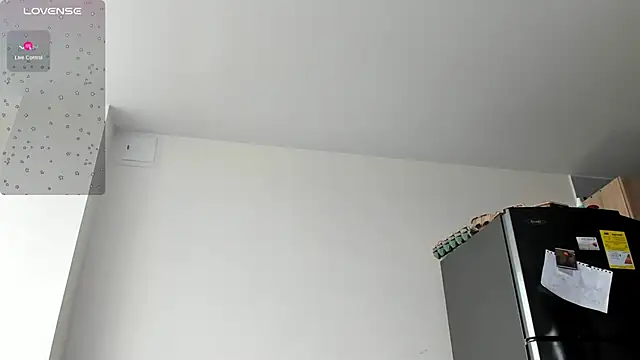 emmadiaz1 online show from 12.12.24