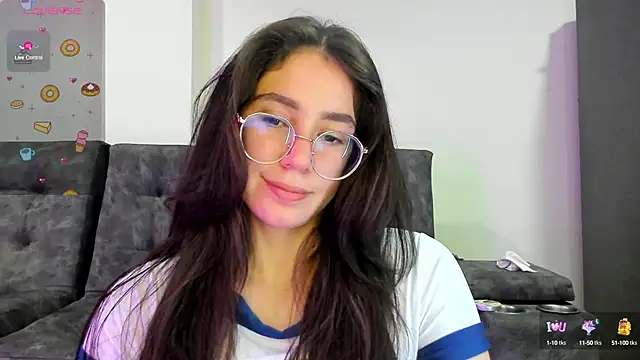 emmadiaz1 online show from 02.24.25