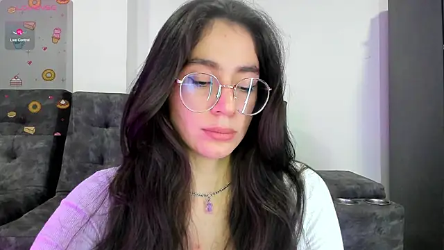 emmadiaz1 online show from 03.01.25