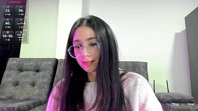 emmadiaz1 online show from 11.06.25