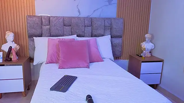 Khalifa fletcher online show from 11.21.25