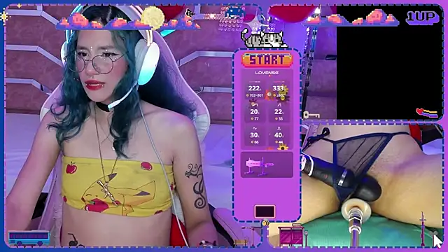 Snapshot of AriDawson chatting on 03.02.25 AriDawson online show from 03.02.25