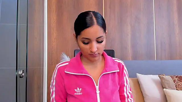 AishaPeyton online show from 01.09.25