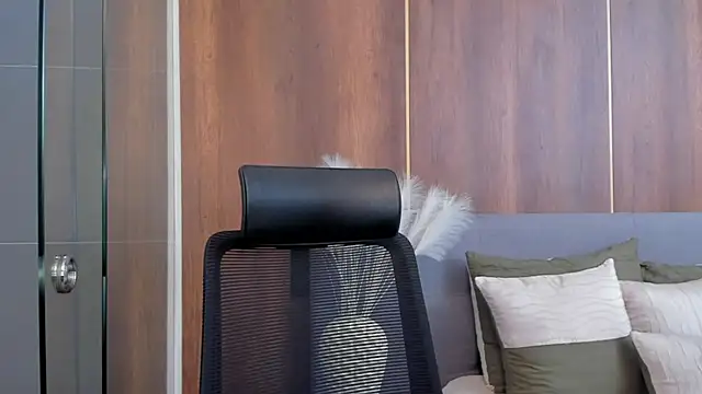 AishaPeyton online show from 01.31.25