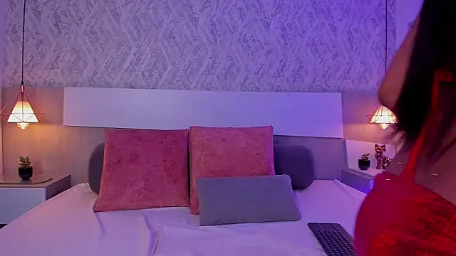 AishaPeyton online show from 02.12.25