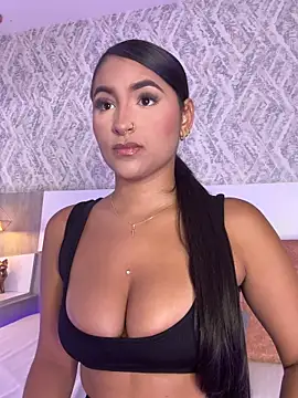 AishaPeyton online show from 09.26.25