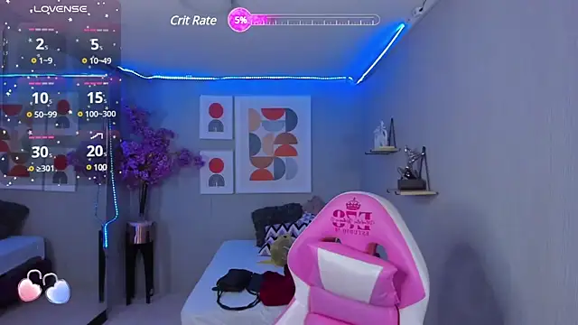 Snapshot of Dafne_huges chatting on 12.13.24 Dafne huges online show from 12.13.24