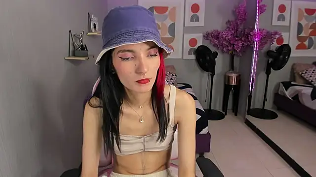Snapshot of Dafne_huges chatting on 01.31.25 Dafne huges online show from 01.31.25