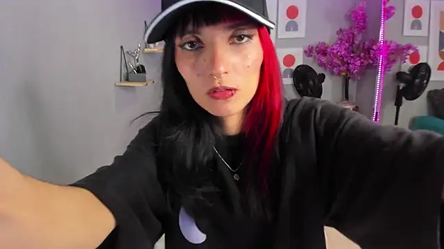 Snapshot of Dafne_huges chatting on 01.31.25 Dafne huges online show from 01.31.25