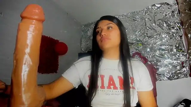 SarahStones online show from 03.26.26