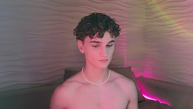 adam 21cm   online show from 01.23.25