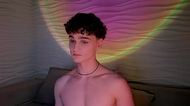 adam 21cm   online show from 03.06.25