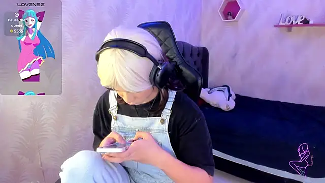 andy bell x online show from 11.20.25