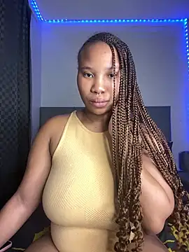 DrippinCaramelCutie online show from 02.22.26