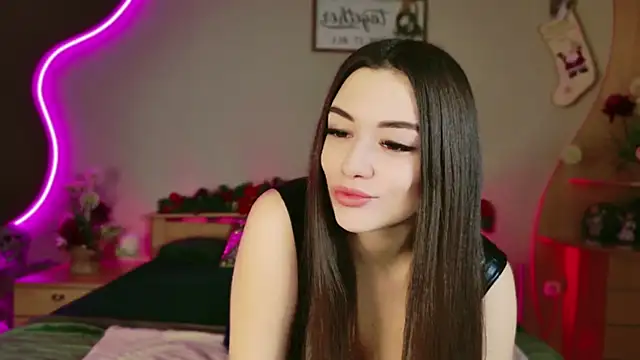Snapshot of Alisha_Shy chatting on 12.29.24 Alisha Shy online show from 12.29.24