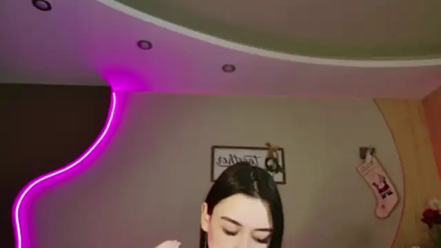 Snapshot of Alisha_Shy chatting on 02.09.25 Alisha Shy online show from 02.09.25