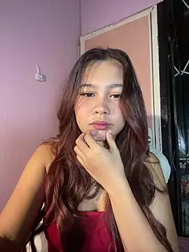 Snapshot of ursweet_babygirl chatting on 04.18.26 ursweet babygirl online show from 04.18.26