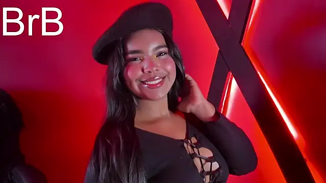 zoe roux21 online show from 10.04.25