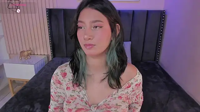 Snapshot of Yazmin_rouse chatting on 03.04.25 Yazmin rouse online show from 03.04.25