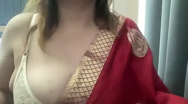 Snapshot of sassypooja chatting on 02.13.25 sassypooja online show from 02.13.25