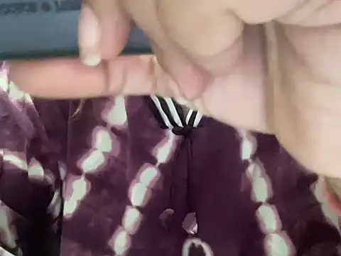 Snapshot of sassypooja chatting on 03.11.25 sassypooja online show from 03.11.25