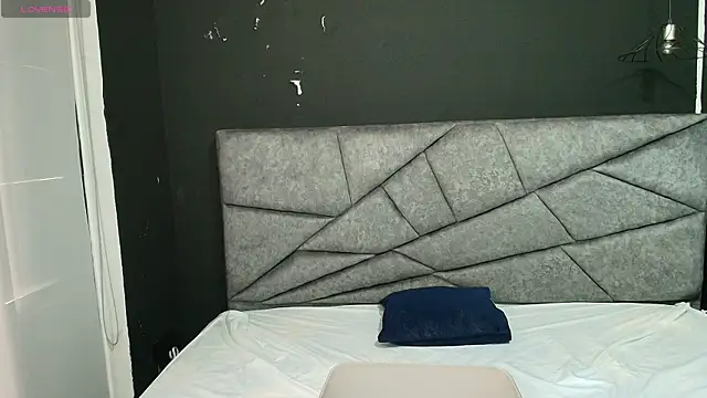 SexyNaf online show from 10.22.25