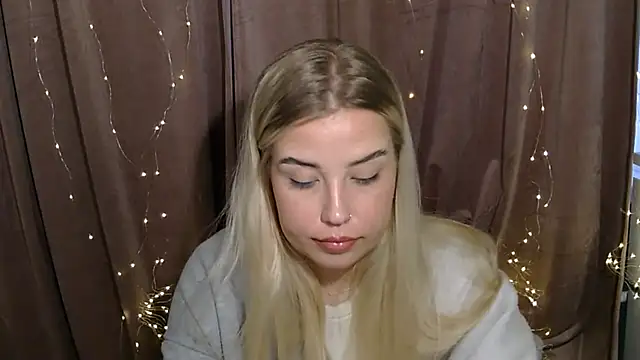 KristyHoney online show from 12.08.24