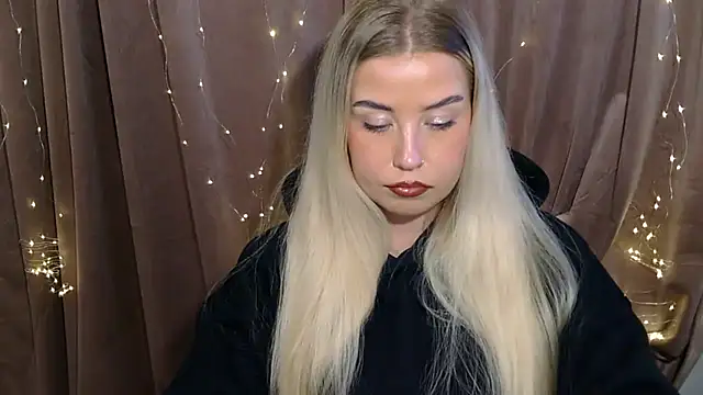 KristyHoney online show from 12.12.24