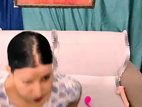 kendracox21 online show from 04.16.26