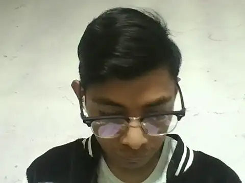 Snapshot of alexof_sun chatting on 12.15.25 alexof sun online show from 12.15.25